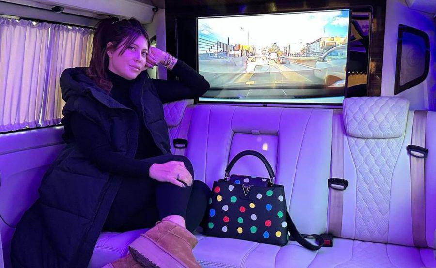 wanda-nara-llego-a-turquia-con-cartera-louis-vuitton-y-una-limusina-la-esperaba-1503577