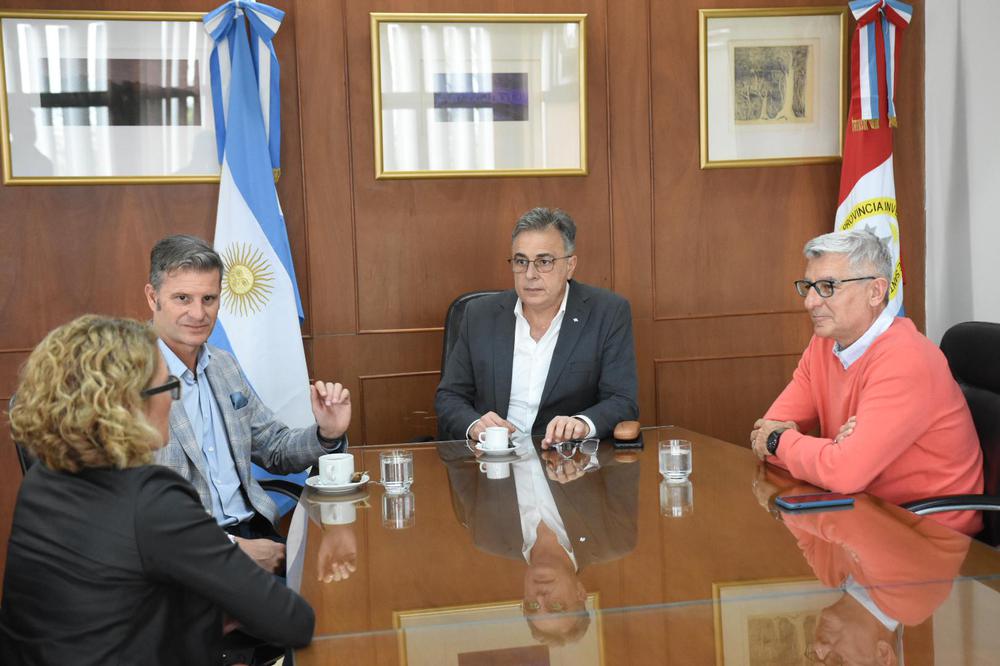 visita funcionarios nacionales y pro. viviendas 2