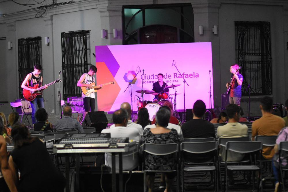 PLAZA FERIA F1