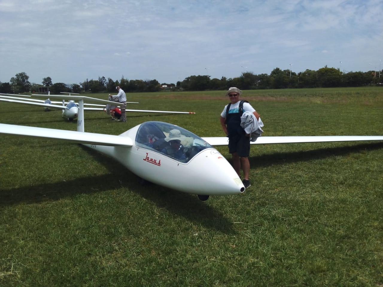 COPA NORTE RAFAELA 2021 -GUSTAVO PORRAL Y JAVIER HASPER EN PLANEADOR BIPLAZA JANUS A - CPR - 29-11-21