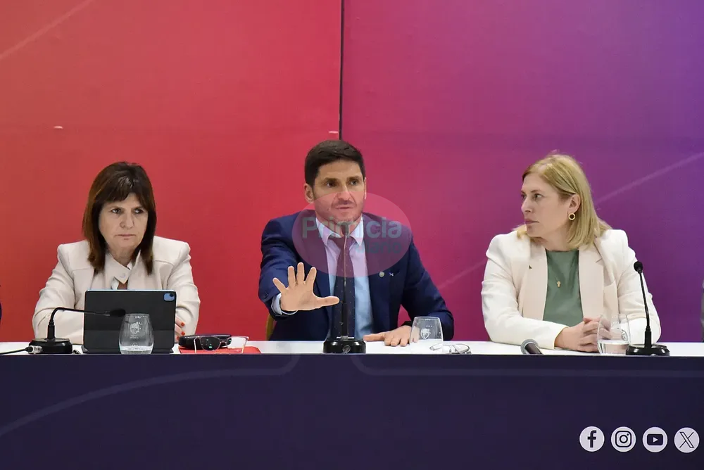 Patricia Bullric, Maximiliano Pullaro, Gisela Scaglia