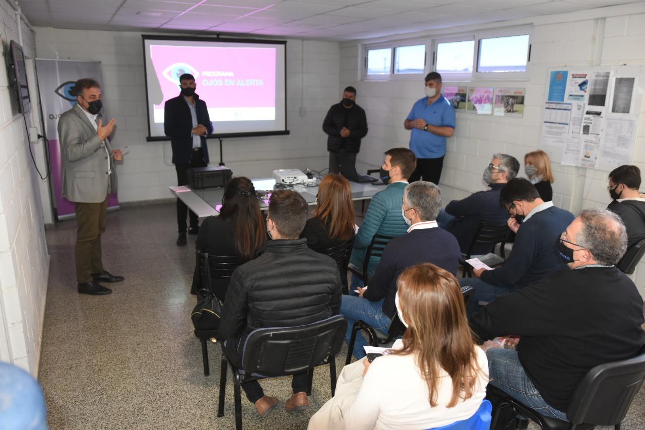 capacitacion ojos en alerta