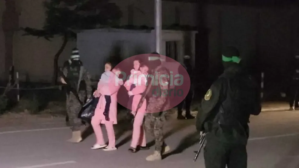 rehenes-liberados-en-israel-20231127-1707453