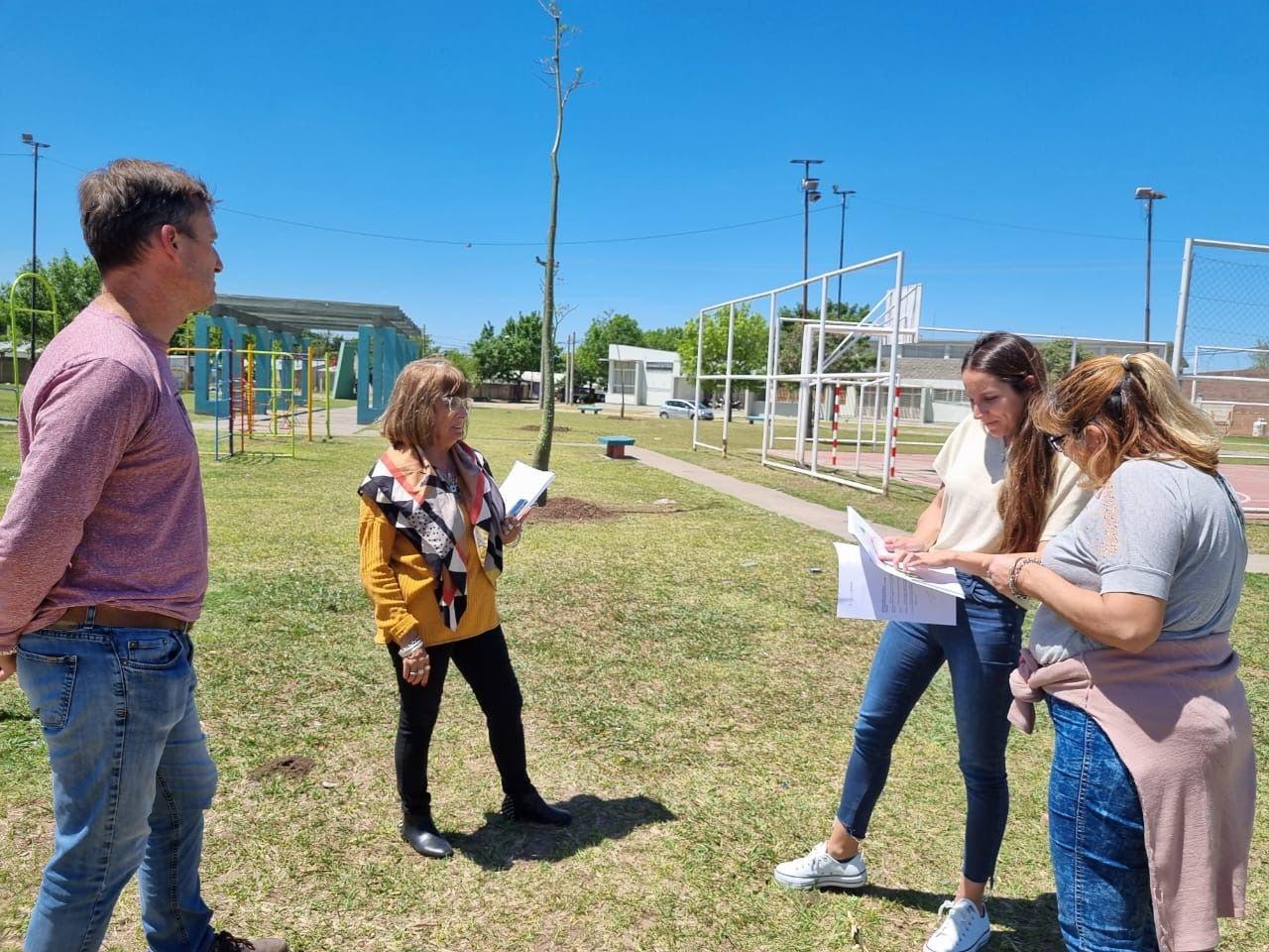 Avanzan las intervenciones en espacios verdes para jugar 1