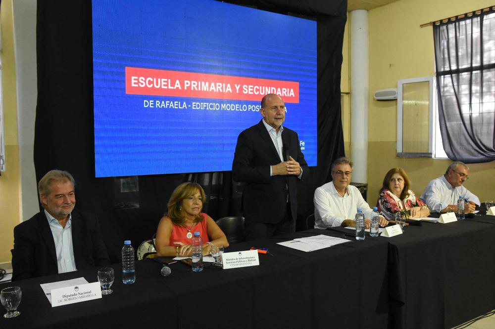 Escuela modelo 1