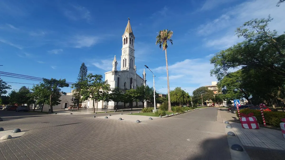 b4d63df1-2887-4eea-bdbc-5d873aa4b28c