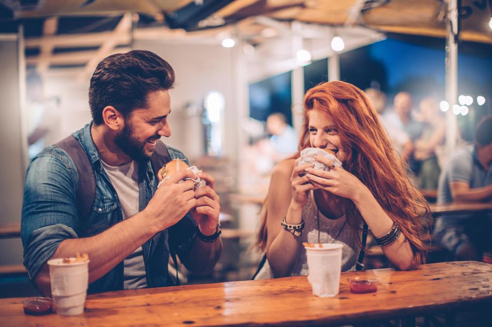 bar-cita-pareja