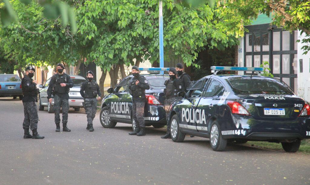 POLICIA-DE-MENDOZA-1024x613 (1)