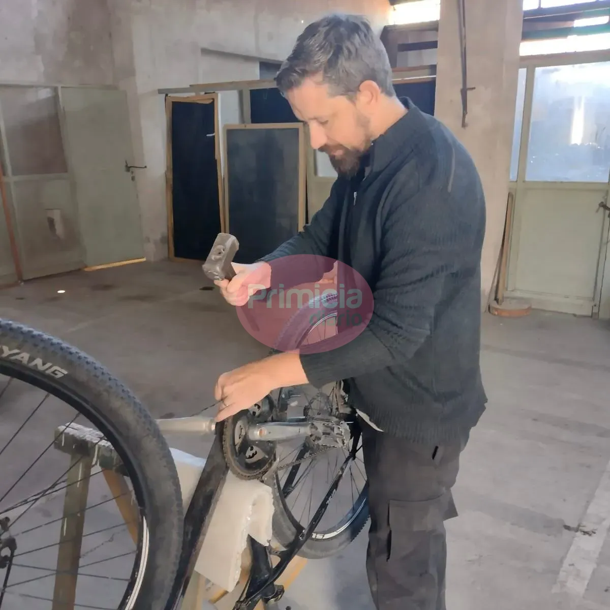 ACUÑADO DE BICICLETAS