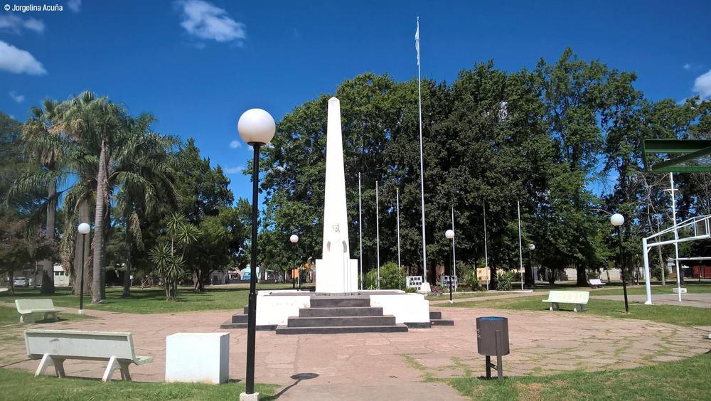 52320303_10216257460982940_2866095577144229888_o