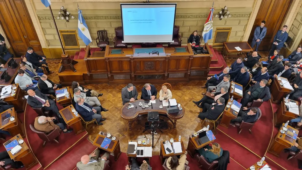 Foto 2 - Presentación del Informe de gestión 2023