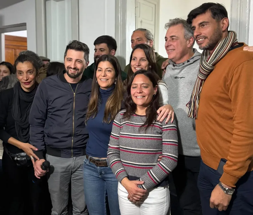 Valeria Soltermam y equipo